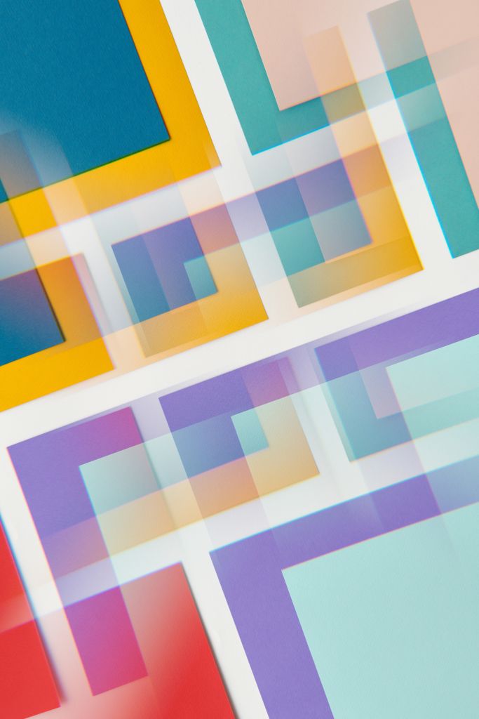 Piotr Polak - Kreatywna grafika dla firm i projektowanie identyfikacji wizualnej.